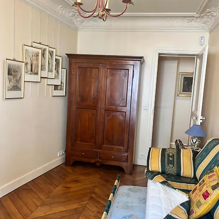 Levis Monceau - 3p 67sqm * Parigi